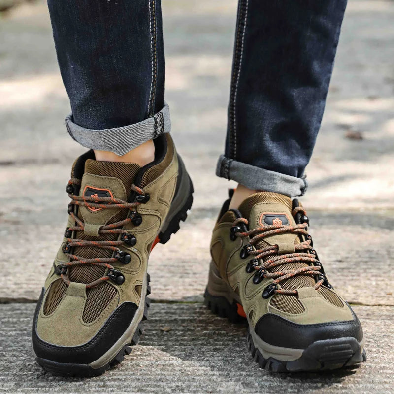 Men’s All-Terrain Hiking Shoes – Breathable & Non-Slip