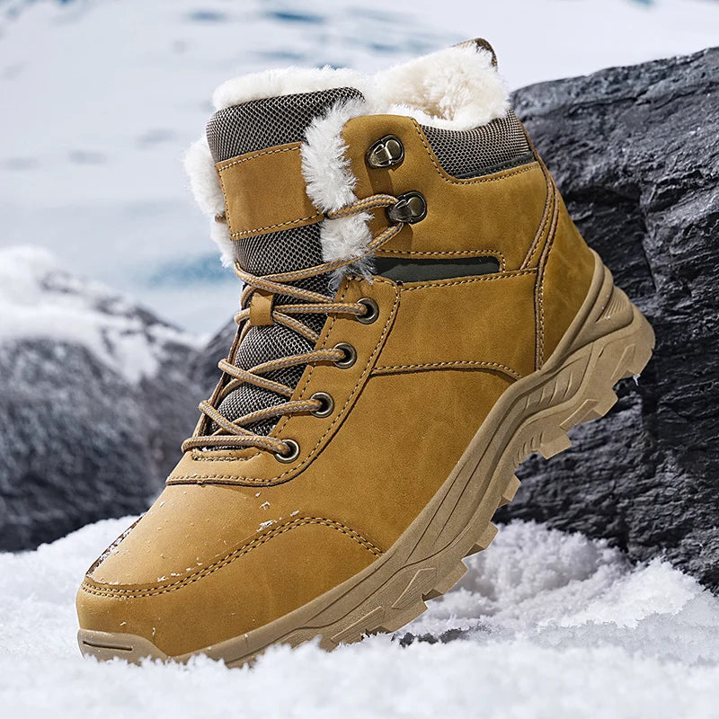 Men’s warm winter high-top boots with thick soles and fleece lining for snow and outdoor use.